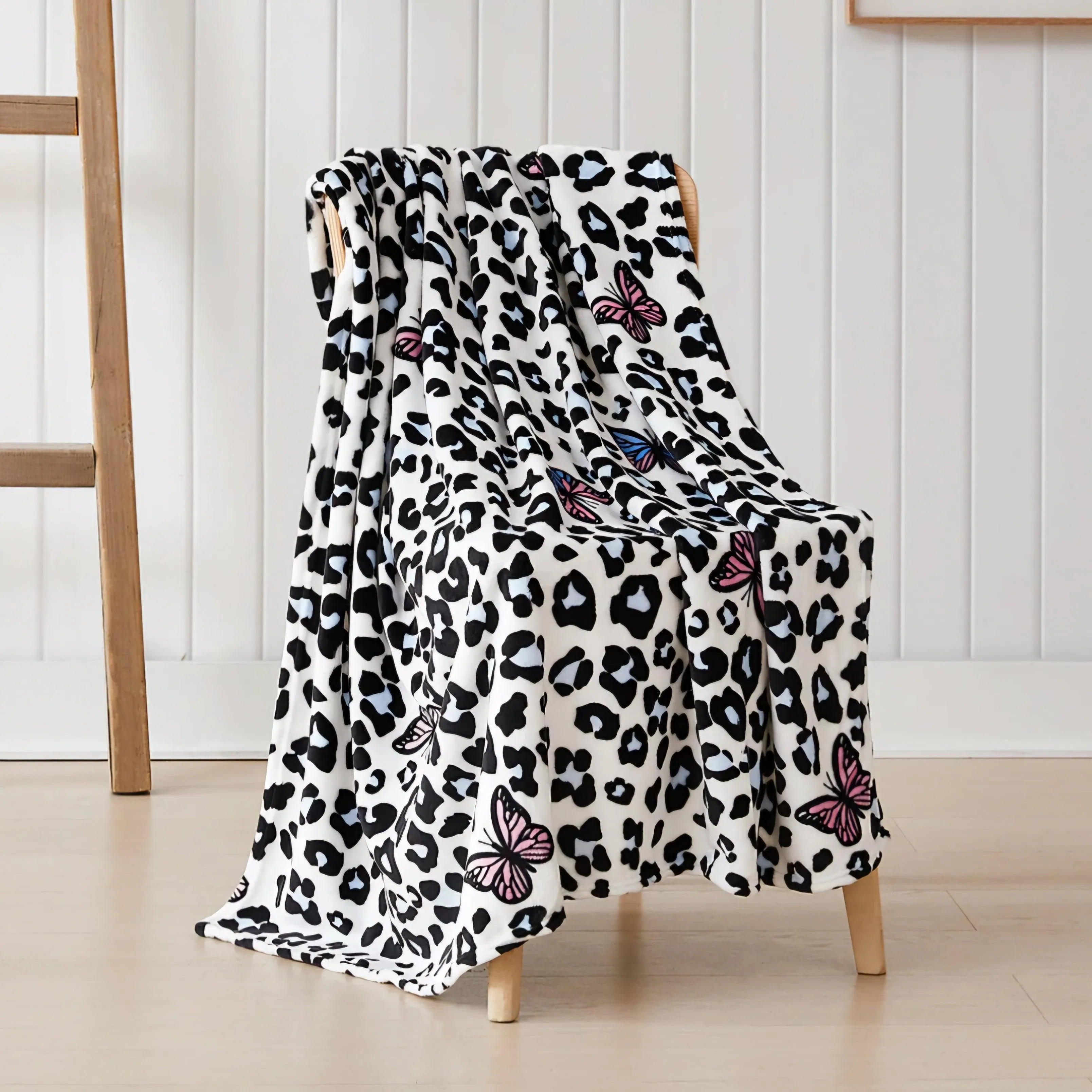 RT Home Flannel Blankets - Novelty Prints